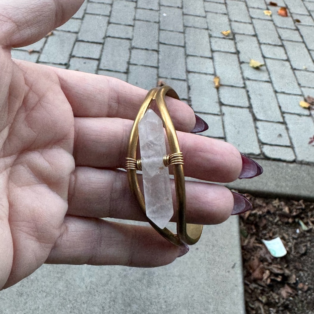 Bracelet with crystal